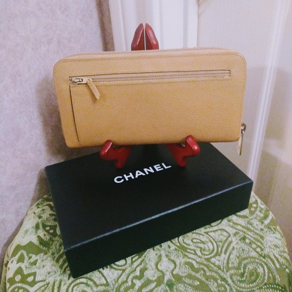 Chanel Caviar Leather Zip Wallet - Picture 2 of 16